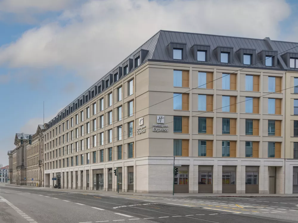 Außenansicht des Holiday Inn Express & Suites Potsdam
