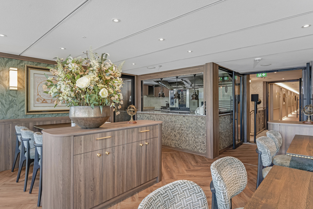 MS Riviera Radiance