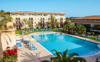 Außenansicht des Grupotel Playa de Palma